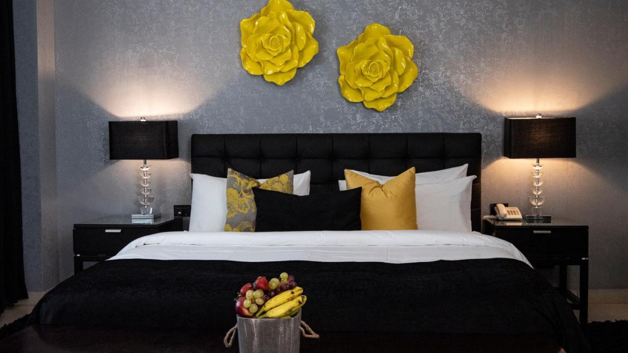 Oak Plaza Hotels East Airport Akra Dış mekan fotoğraf